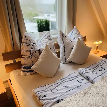 Semesterbostad Gaestehaus Rosenkamp *